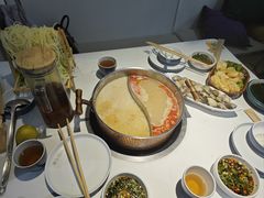 -濠七糟粕醋•海南酸汤火锅(中关村店)
