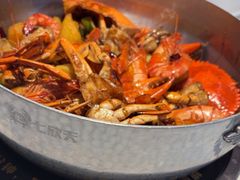 -七欣天香辣蟹火锅(闵行浦江欢乐颂店)