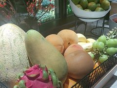 -浅深(世茂滨江精品店)