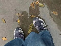 -SALOMON萨洛蒙(长沙国金街店)