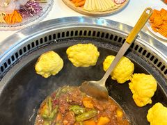 -哈尔滨烧烤·山河村铁锅炖(交大店)