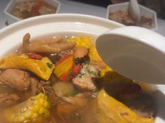 -江城小馆陕南妈妈菜·全球旅行餐厅(钟楼店)