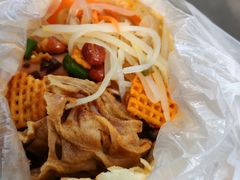 鸡蛋花干牛肉肠加菜-三兄弟高炉烧饼