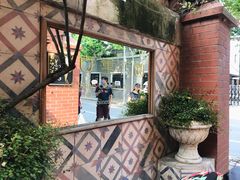 -古董花园(思南路42弄小区店)