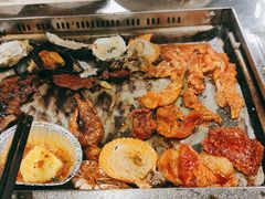 -爱客得牛排海鲜烤肉·火锅自助(春熙路黑金好店)