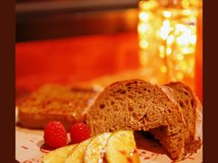 皇后鹅肝酱配面包-BROWNSTONE布朗石西班牙餐厅(富城店)