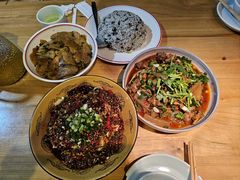 -自贡盐帮菜·玩辣餐厅(樱花园西街店)