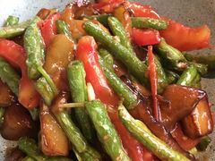 -蜜桃餐厅·伴山(湖滨商业街店)