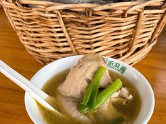 招牌竹林土鸡煲-听风阁农家私房菜茶楼(龙坞店)