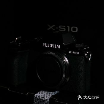 相机在一号就到手了,定的35mmf2也在前日顺利到达