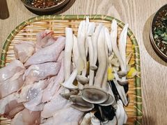 -菌小白·野生菌火锅(时尚天河店)