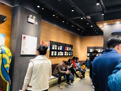 等位区-茶颜悦色(银盆岭万达广场店)