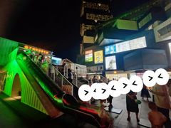 -资和信百货商场