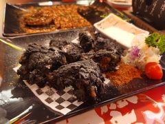 乌辣辣地狱炸鸡-仙隐小鹿中華の日料(荣民龙首广场店)