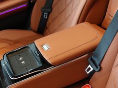 -奔驰上海利星(七宝店)