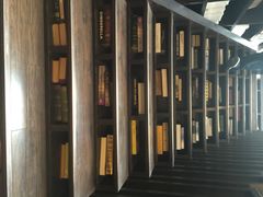 iphone_upload_pic-钟书阁(松江泰晤士小镇店)