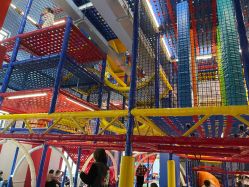 -动力星球家庭亲子游乐中心