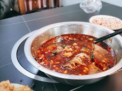 -周良天山牛杂城(天山路总店)