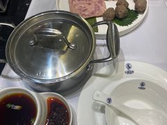 -红鼎豆捞·非遗鲍皇汤火锅(宝丰路店)