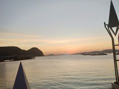 -巨鹰广场