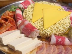 -恩你小木屋·韩式料理(假日广场店)