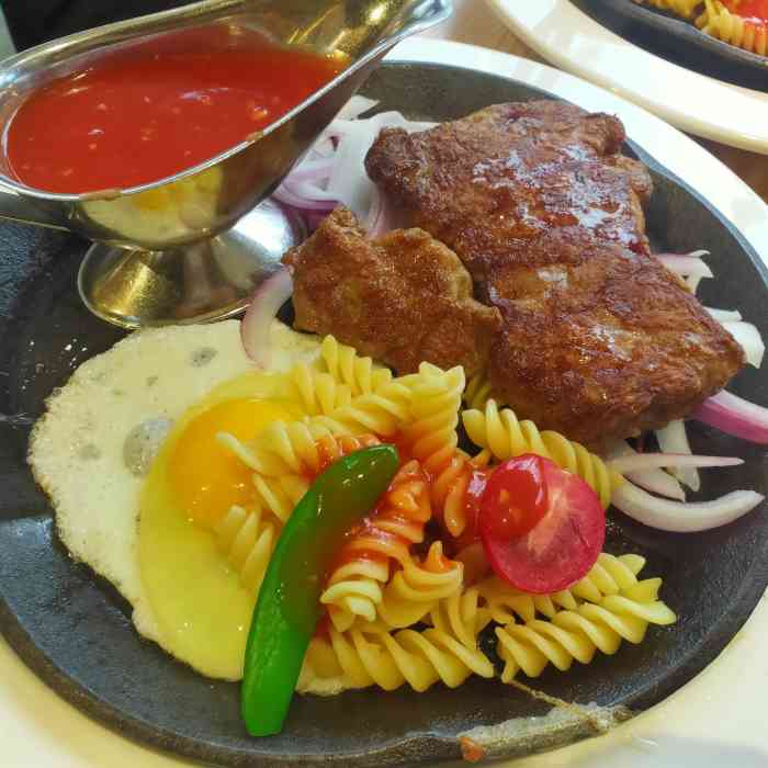 巴顿牛排(泰顺店)-"罗阳也就两家这样子的店 好吃也就那样 但.