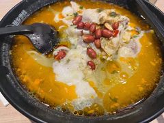 -苗乡米线(建军路店)