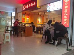 -钟方模白家肥肠粉(春熙店)