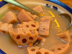 -食德喜·阳山鸡王食研基地