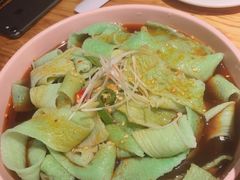 荷香凉皮-苹果树下艺术餐厅(通州店)