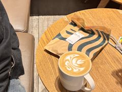 -星巴克(兰州中川机场T2出发店)