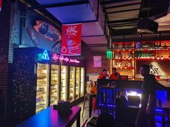 -UP嘻哈酒吧(粉巢店)