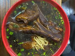 -小龙大肉面馆