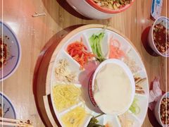 -怪噜范·老贵阳街头名小吃(汇金星力城店)