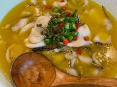 -川流不息·地道川菜·小龙虾(松东路店)