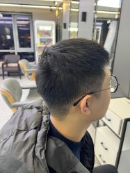 -藤野造型烫发染发