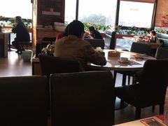 靠窗位-粤点越有·茶点·粤菜(樵岭国际店)