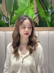 -V8潮牌·接发烫染连锁