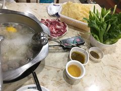 -粤潮牛肉火锅店(江南大道店)