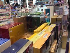 -莎莎(西九龙高铁站店)