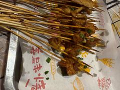 -顶峰夜宴·龙虾烧烤大排档(九江学院店)