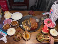 -萍姐火锅·公路夜市(武汉首店)