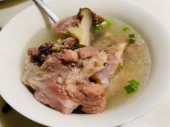 瓦罐筒骨汤-小菜园新徽菜(镇江丹阳吾悦店)