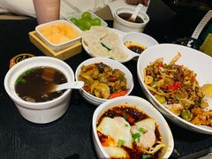 -金色印象·4K影院式足体养生(杨家坪西郊店)