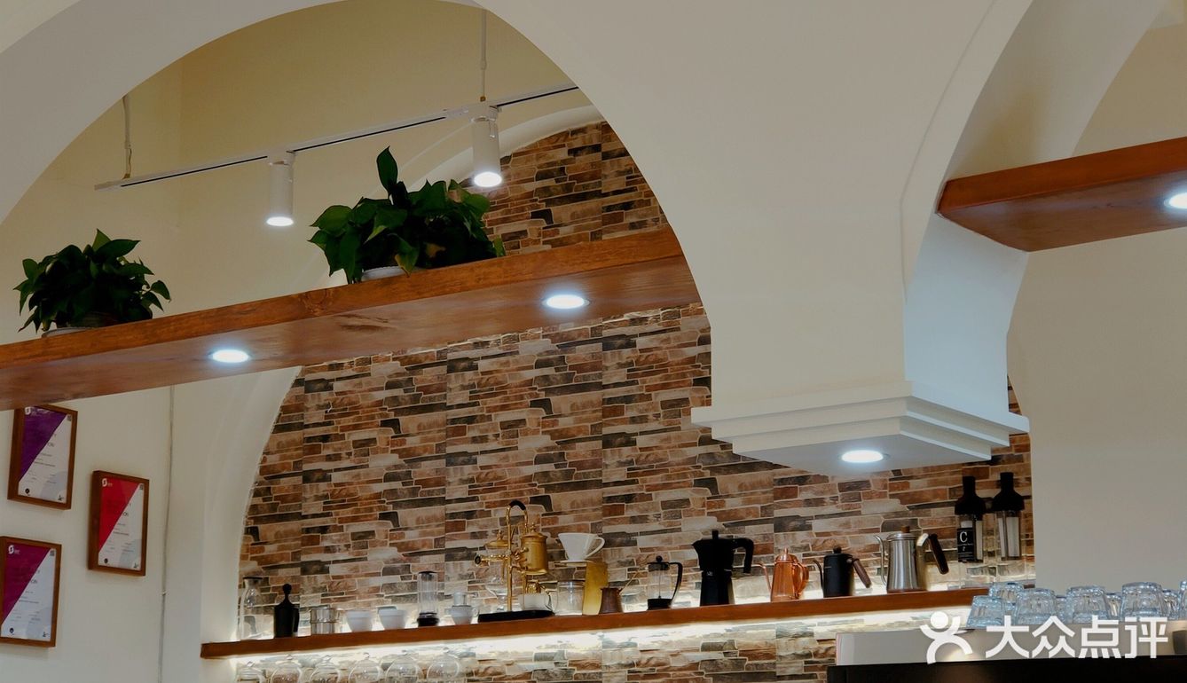 咖啡馆的回头客，这家应该是第一个吧