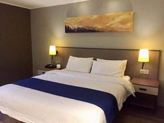 -你好酒店(成都太古里春熙路店)