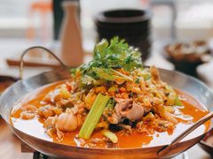 小米椒爱上蛙-先启半步颠小酒馆(白麓里店)