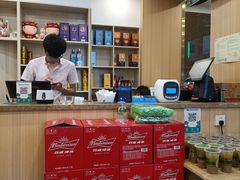 -江城燕子大排档(江汉路步行街店)