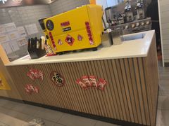 -麦当劳(乳山路店)