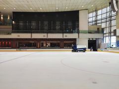 -冰纷万象滑冰场(深圳万象城店)